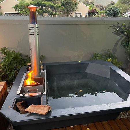 فيلا Seven On Flora- Hot Tub, Modern With Amazing Outside Area هيرمانوس المظهر الخارجي الصورة