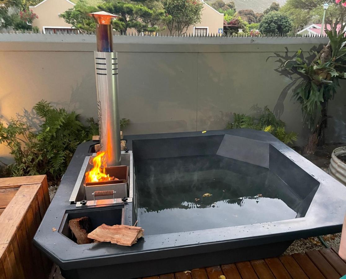 فيلا Seven On Flora- Hot Tub, Modern With Amazing Outside Area هيرمانوس المظهر الخارجي الصورة